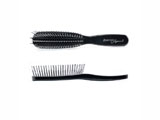 Scalp brush suitable for all hair types, made of acrylic and nylon pins
